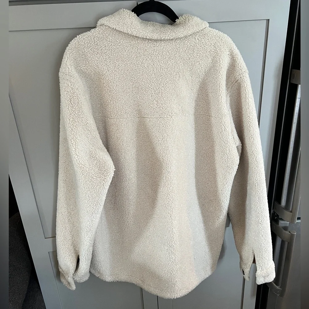 Zara Off-White Sherpa Jacket with Buttons - Picture 2 of 6